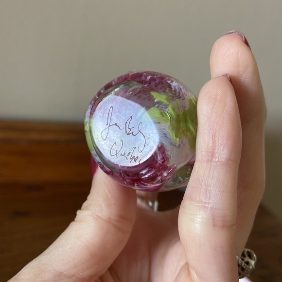 J.B Quebec Canada Jan Brenda? Signed Art Glass Cat Figurine Paperweight Tie-Dye - Picture 5 of 6